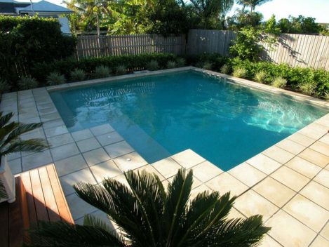 Outdoor Swimming Pool Builders in Brisbane